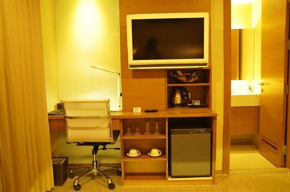 The Moonite Boutique Hotel Bangkok Esterno foto