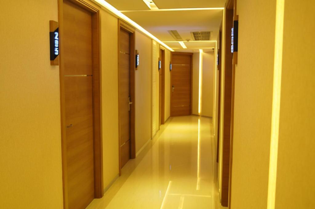 The Moonite Boutique Hotel Bangkok Esterno foto