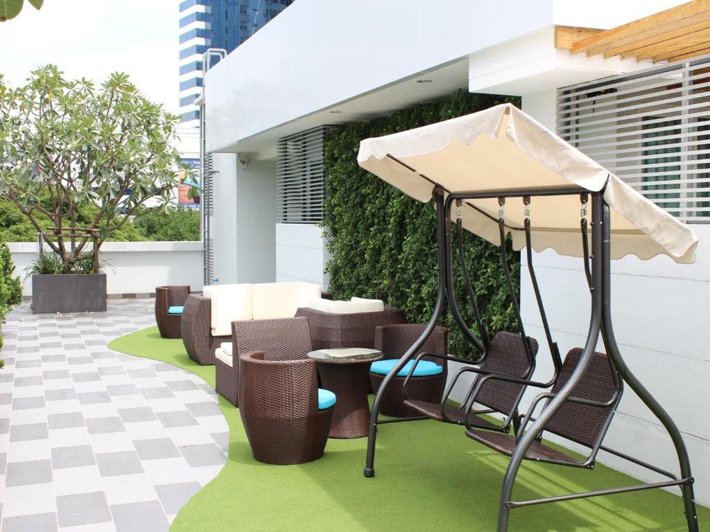 The Moonite Boutique Hotel Bangkok Esterno foto