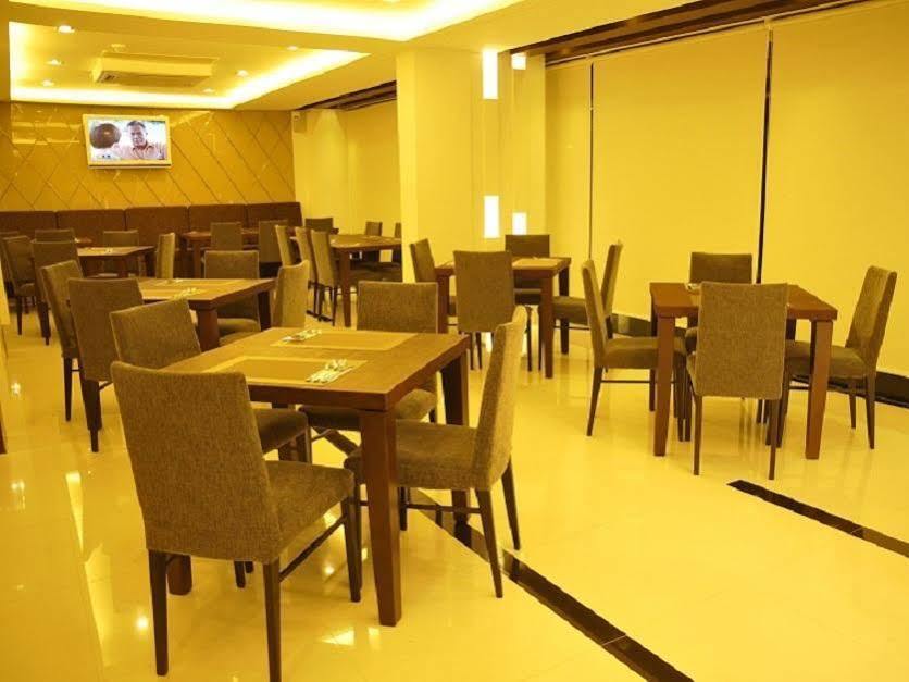 The Moonite Boutique Hotel Bangkok Esterno foto