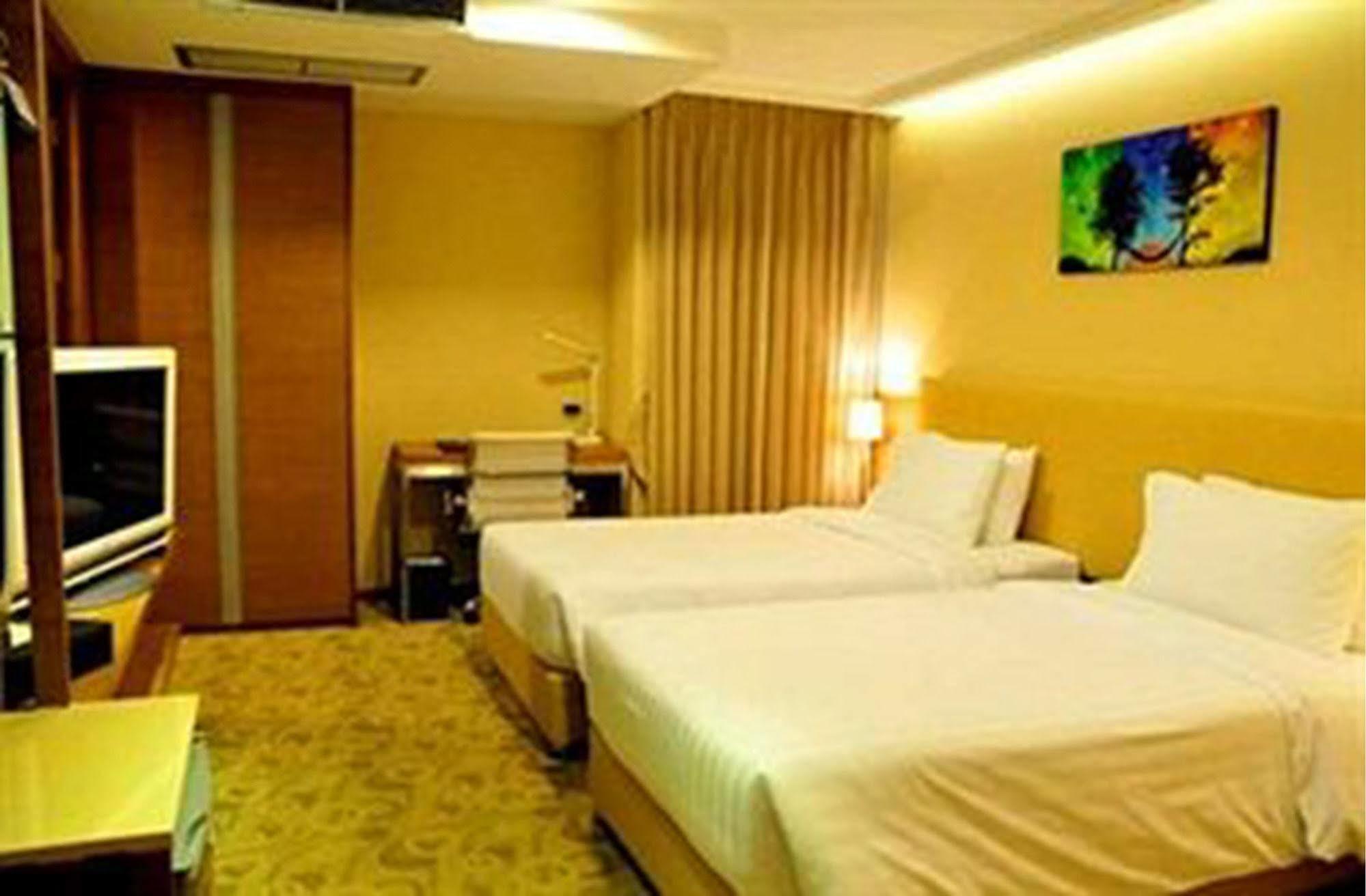 The Moonite Boutique Hotel Bangkok Esterno foto